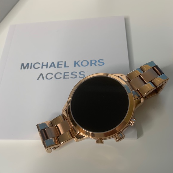 runway rose gold smartwatch